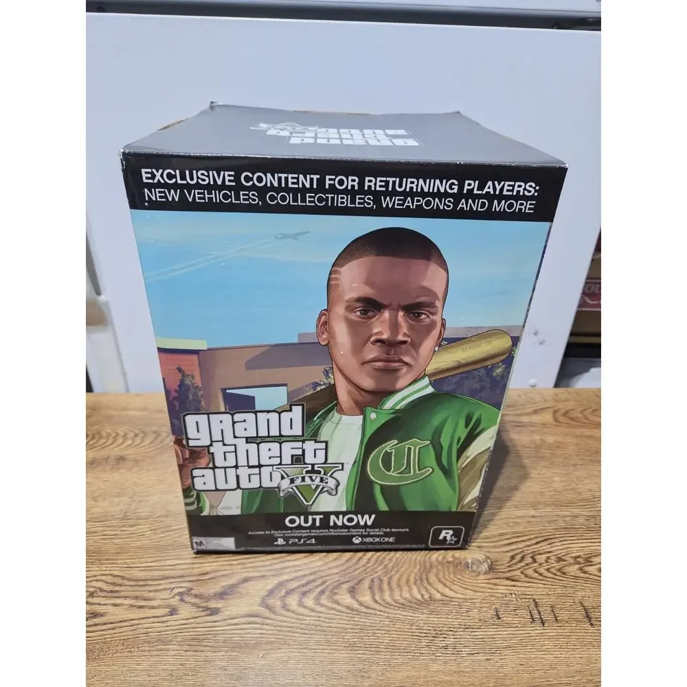 GRAND THEFT AUTO V Store Display Fold Up Promo Box GTA Video Game Promo PS4 XBOX